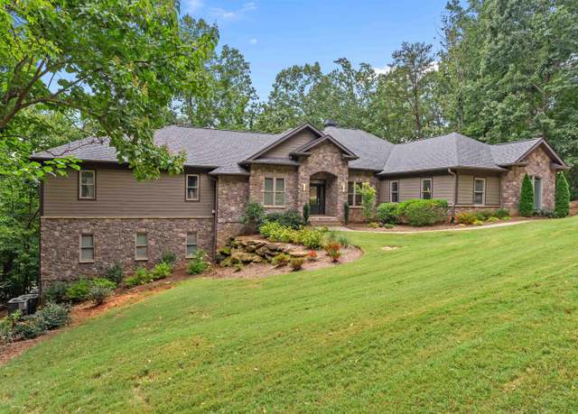Property at 15 Falling Leaf Dr, Travelers Rest, SC 29690, 4 beds, 4.5 baths