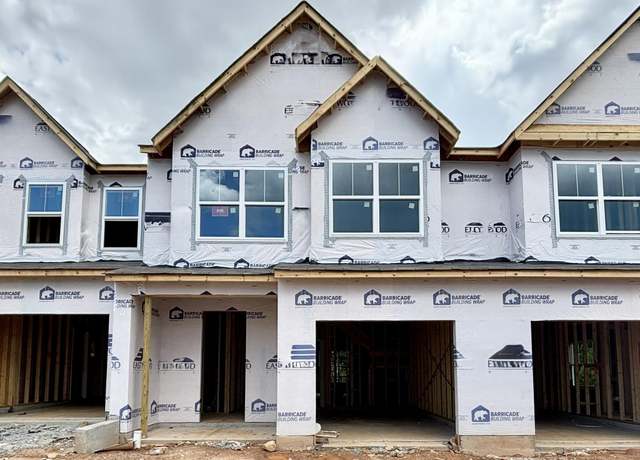 Property at 619 Autumn Lake Rd, Simpsonville, SC 29681, 3 beds, 2.5 baths