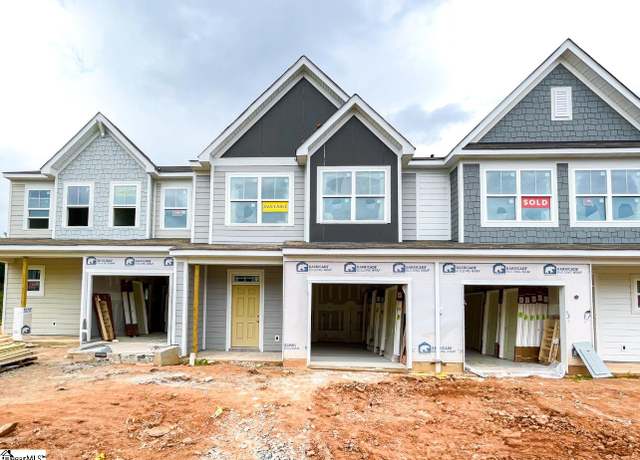 Property at 619 Autumn Lake Rd, Simpsonville, SC 29681, 3 beds, 2.5 baths