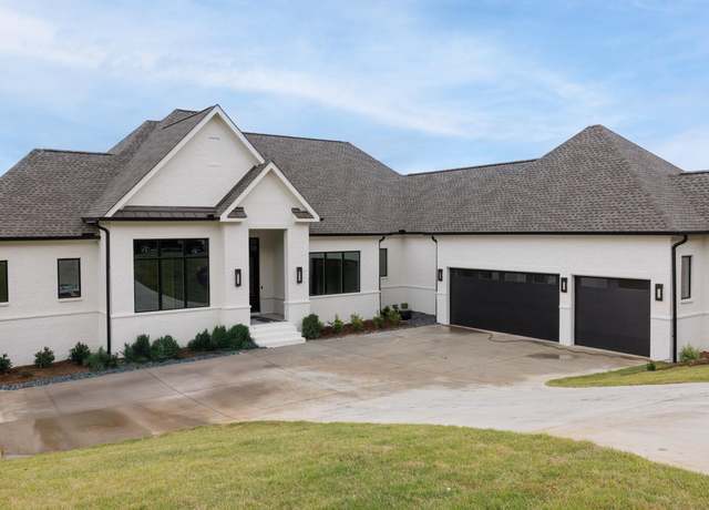 Property at 121 Rovello Ct, Greenville, SC 29609, 5 beds, 4.5 baths