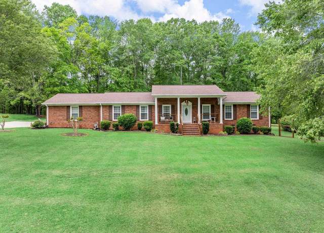 Property at 805 Inman Rd, Lyman, SC 29365, 3 beds, 2 baths