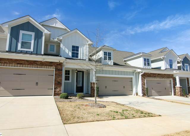 Property at 20 Hasbrook Ln, Greenville, SC 29607, 3 beds, 2.5 baths