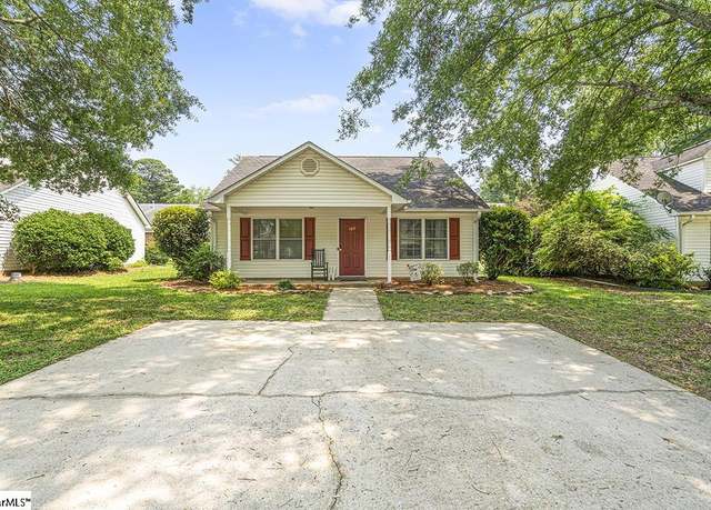 Property at 109 Thistle Ct, Greenwood, SC 29646, 2 beds, 2 baths