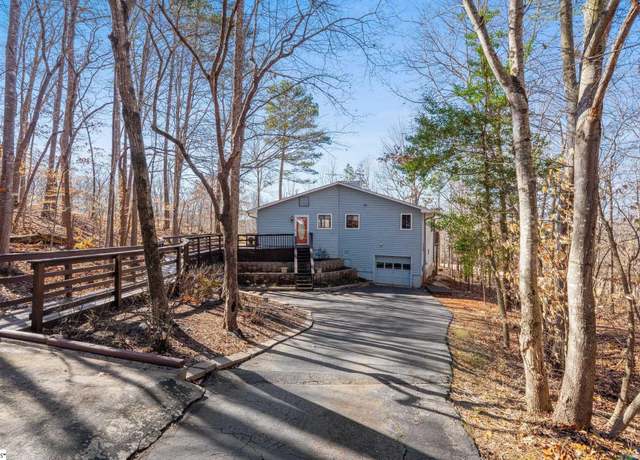 Property at 113 Nicklaus Rd, Westminster, SC 29693, 2 beds, 2 baths