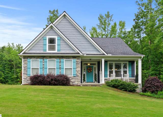 Property at 23 Upcountry Ln, Travelers Rest, SC 29690, 3 beds, 2.5 baths