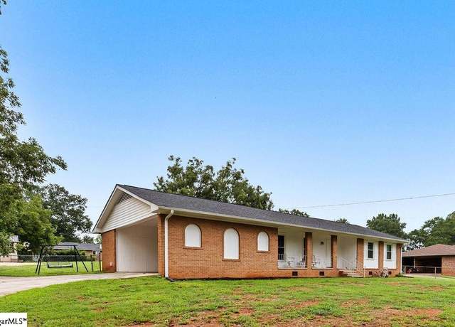 Property at 111 Melody Trl, Anderson, SC 29621, 3 beds, 2 baths