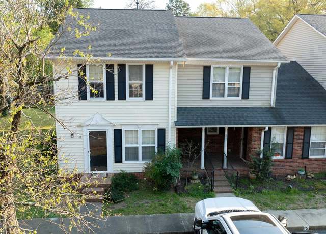 Property at 16 Somersett Dr, Spartanburg, SC 29301-6532, 2 beds, 2.5 baths