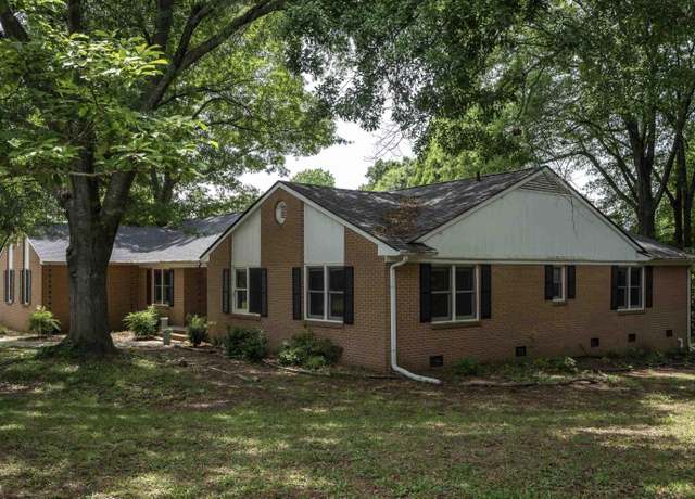 Property at 503 Allenby Rd, Anderson, SC 29621, 3 beds, 3 baths