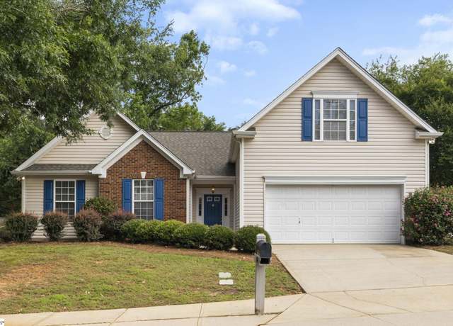 Property at 200 Whixley Ln, Greenville, SC 29607, 3 beds, 2 baths
