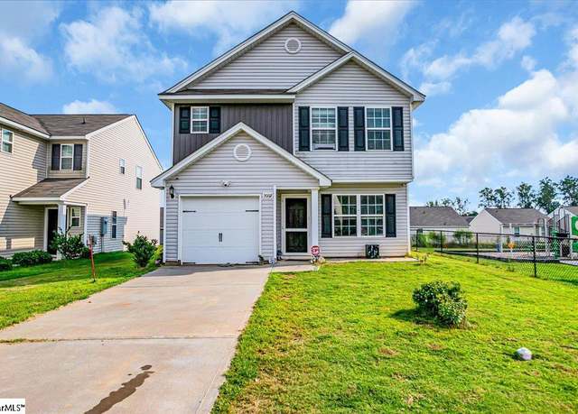 Property at 3002 Wingadee Dr, Inman, SC 29349, 3 beds, 2.5 baths