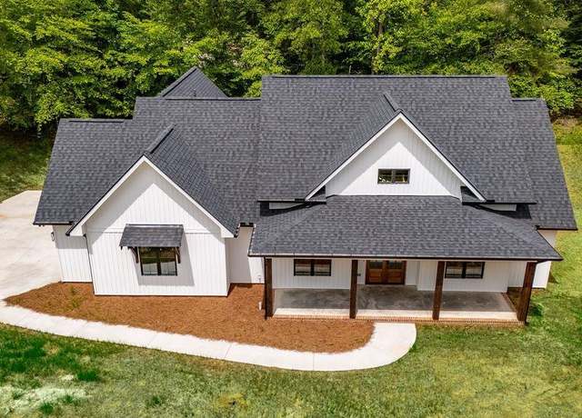 Property at 141 Knox Landing Dr, Seneca, SC 29672, 3 beds, 2 baths