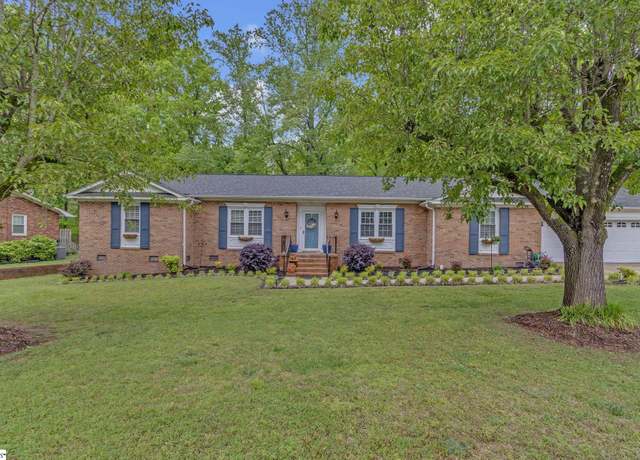 Property at 303 Asbury Rd, Easley, SC 29640, 3 beds, 2 baths