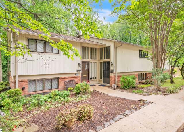 Property at 87 Briarview Cir, Greenville, SC 29615, 3 beds, 2.5 baths
