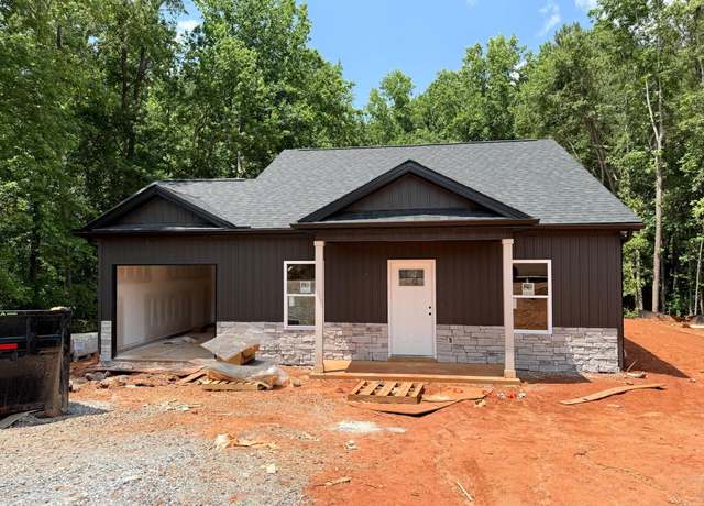 Property at 210 Foxfire Rd, Cowpens, SC 29330, 3 beds, 2 baths