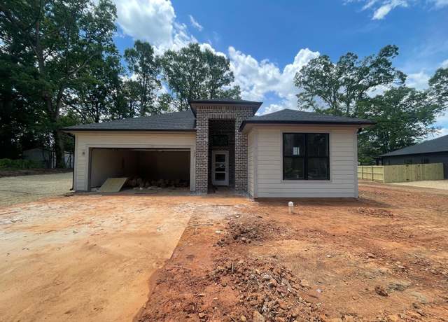 Property at 4 Sheffield Ln, Taylors, SC 29687, 3 beds, 2 baths