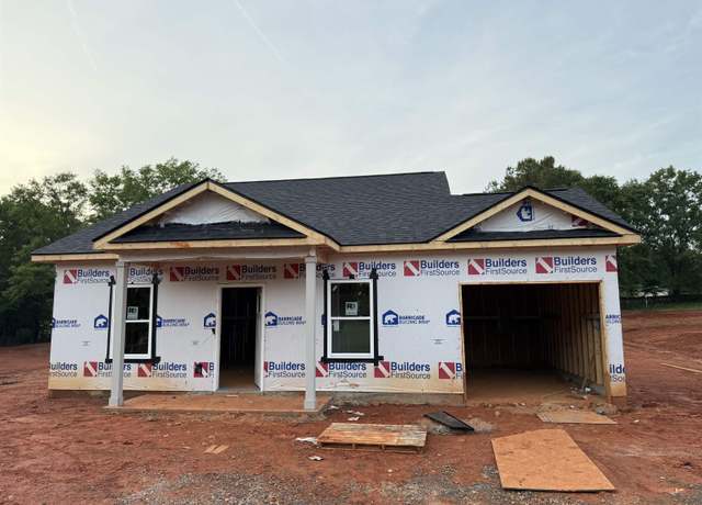Property at 251 Woodgate Rd, Cowpens, SC 29330, 3 beds, 2 baths