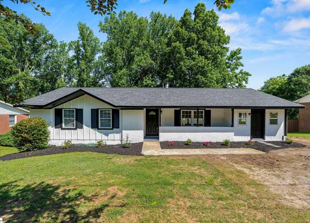 Property at 6 Glen Haven Ct, Greenville, SC 29611, 4 beds, 2 baths