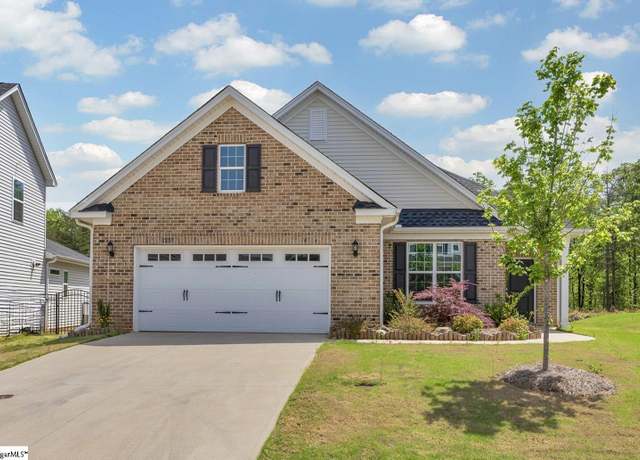 Property at 110 Woodcross Dr, Simpsonville, SC 29681, 4 beds, 3 baths
