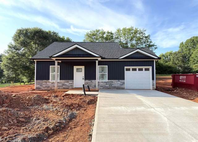 Property at 241 Woodgate Rd, Cowpens, SC 29330, 3 beds, 2 baths
