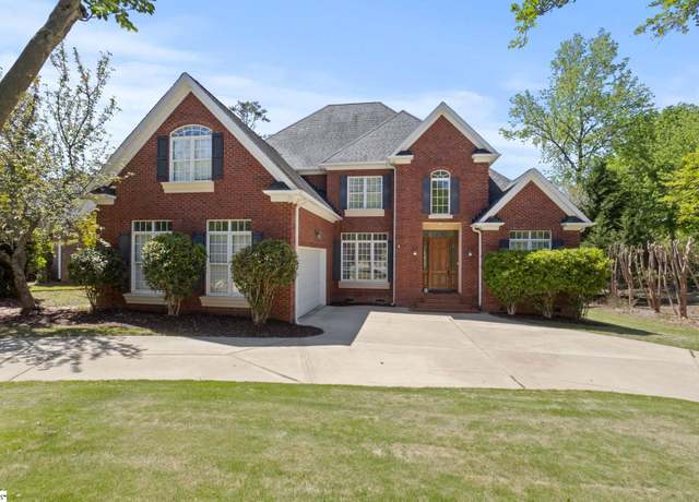 Property at 236 Horseshoe Lake Dr, Spartanburg, SC 29306, 4 beds, 3.5 baths