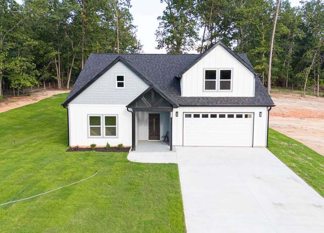 Property at 241 Sandy Ln, Williamston, SC 29697, 4 beds, 3 baths