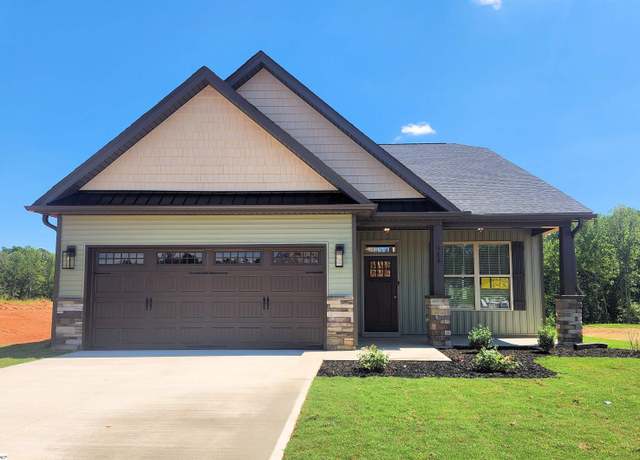 Property at 588 Landseer Dr, Landrum, SC 29356, 4 beds, 3 baths