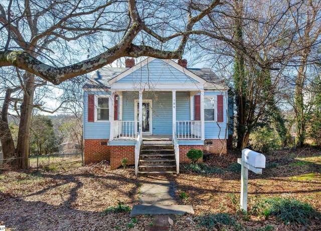 Property at 109 Center St, Taylors, SC 29687, 2 beds, 1 bath
