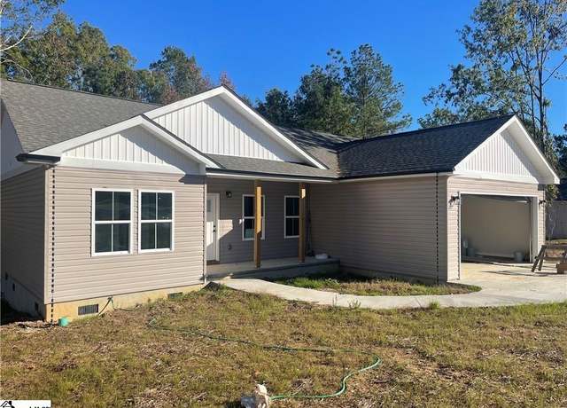 Property at 111 Brookside Rd, Newberry, SC 29127, 3 beds, 2 baths