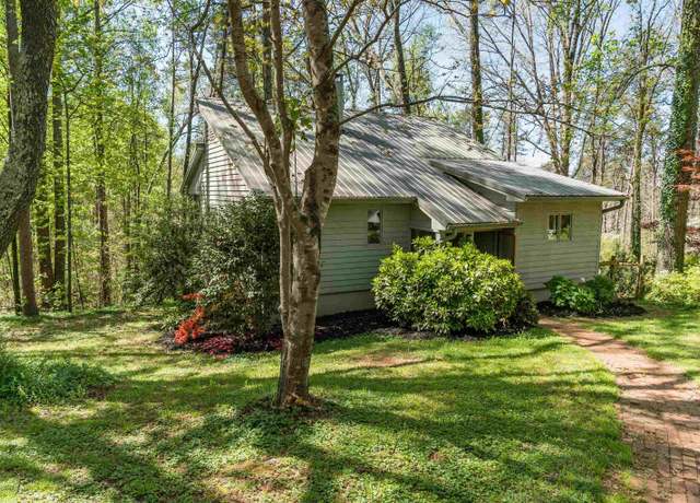 Property at 825 Daylilly Dr, Inman, SC 29349-6801, 3 beds, 2 baths