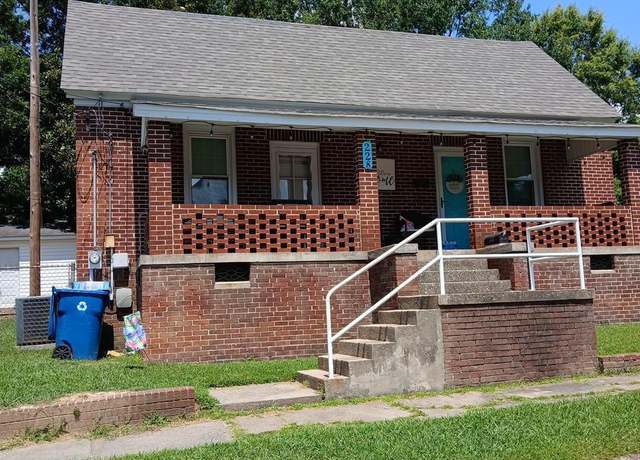 Property at 228 Saco Ave, Greenwood, SC 29646, 3 beds, 1 bath