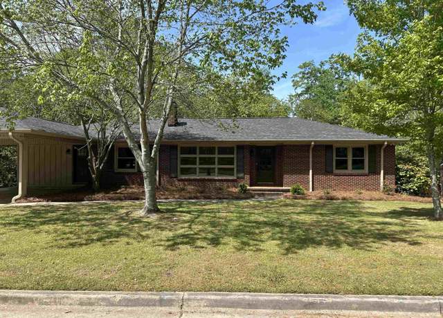 Property at 107 Kent Pl, Spartanburg, SC 29307, 3 beds, 3 baths