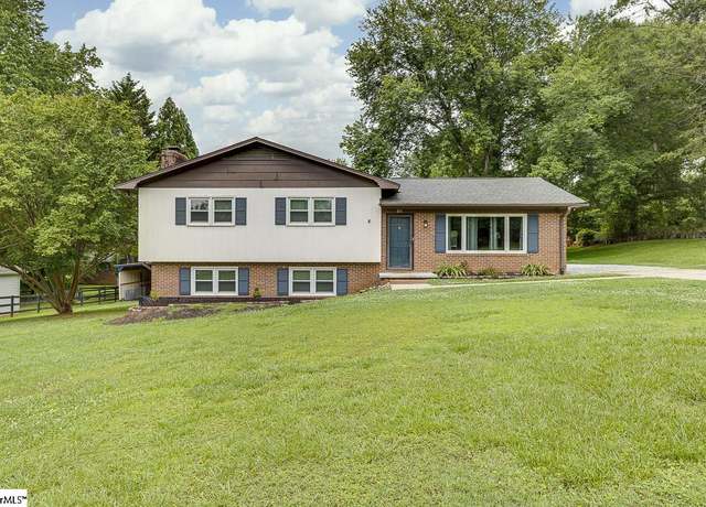 Property at 211 Hillandale Rd, Liberty, SC 29657, 5 beds, 3 baths