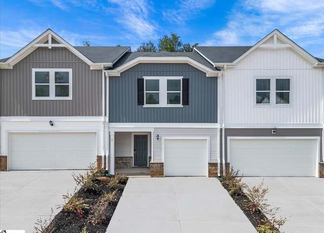 Property at 5 Pleasure Ln, Taylors, SC 29687, 3 beds, 2.5 baths