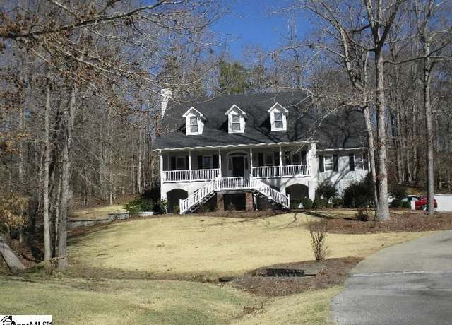 Property at 1 Parkview Ct, Laurens, SC 29360, 4 beds, 3.5 baths