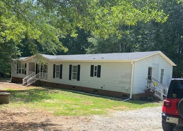 Property at 472 Knickerbocker Estate Rd, Fountain Inn, SC 29644, 3 beds, 2 baths