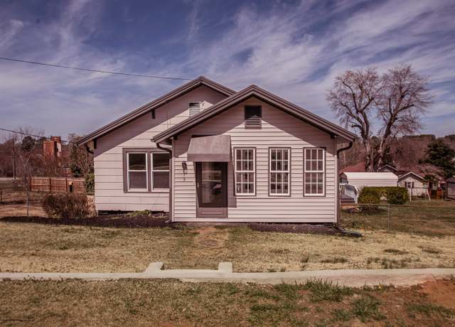 Property at 113 Ligon St, Pickens, SC 29671, 2 beds, 2 baths