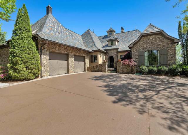 Property at 103 White Magnolia Way, Marietta, SC 29661, 4 beds, 3 baths