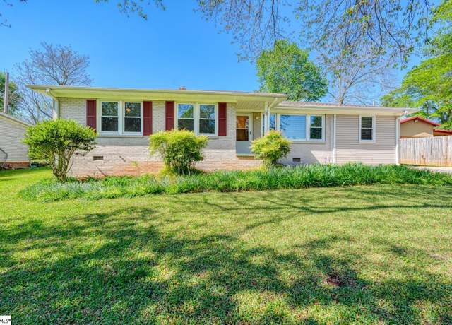 Property at 4 Jonquil Ln, Greenville, SC 29617, 4 beds, 2.5 baths