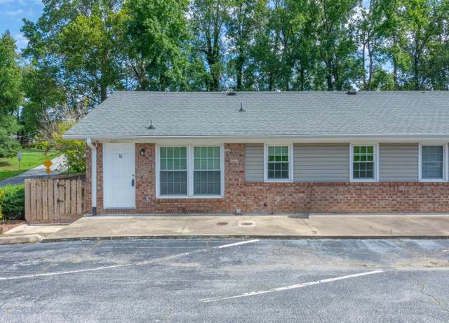 Property at 16 Balfer Ct, Greenville, SC 29615, 2 beds, 1 bath