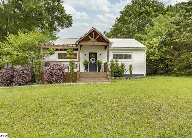 Property at 312 Harris Ave, Belton, SC 29627, 3 beds, 2.5 baths