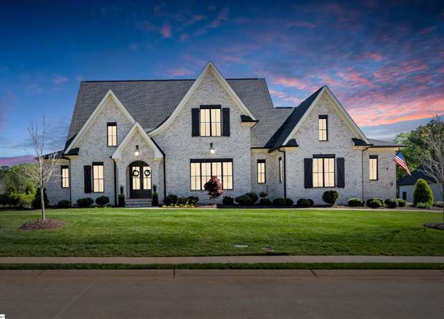 Property at 9 Vintage Oaks Way, Simpsonville, SC 29681, 5 beds, 4 baths