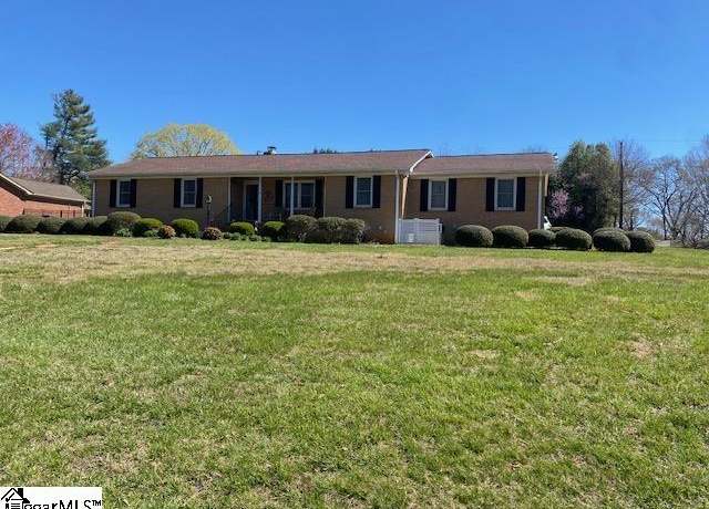 Property at 4700 Old Buncombe Rd, Greenville, SC 29617, 3 beds, 2 baths