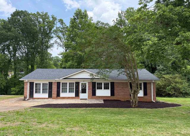 Property at 8 Charing Cross Rd, Taylors, SC 29687, 3 beds, 2 baths