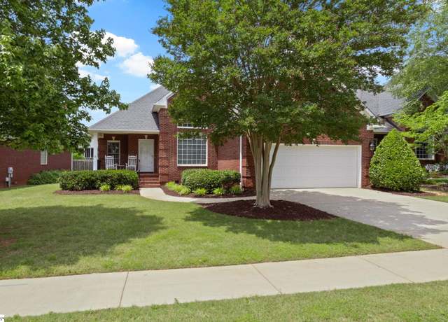 Property at 713 Lanyon Ln, Spartanburg, SC 29301, 3 beds, 2.5 baths