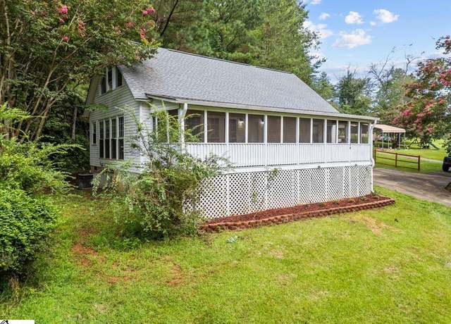 Property at 714 Nine Times Rd, Pickens, SC 29671, 3 beds, 2.5 baths