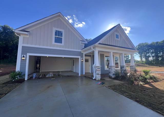 Property at 133 Beaverdam Creek Dr, Anderson, SC 29621, 4 beds, 3 baths