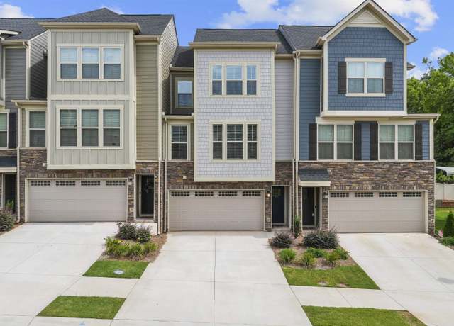 Property at 27 Copper Run Dr, Greenville, SC 29607, 4 beds, 3.5 baths