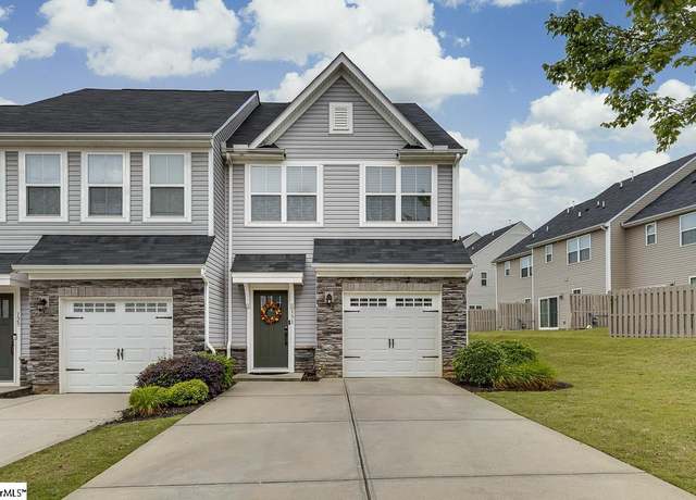 Property at 131 Roseridge Dr, Simpsonville, SC 29681, 3 beds, 2.5 baths