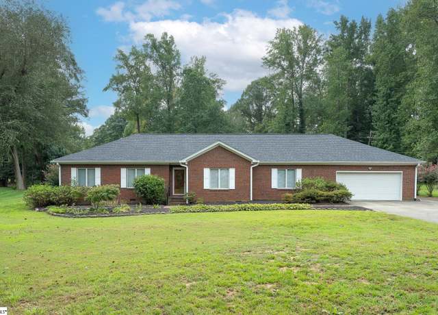 Property at 308 Seabury Dr, Greenville, SC 29650, 3 beds, 2.5 baths