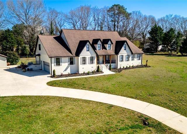 Property at 118 Briar Patch Rd, Anderson, SC 29621, 6 beds, 5.5 baths